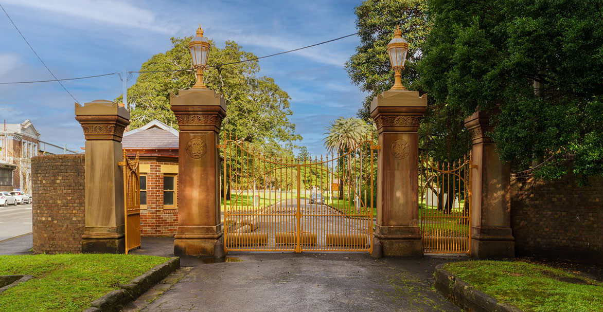 Balmain gates