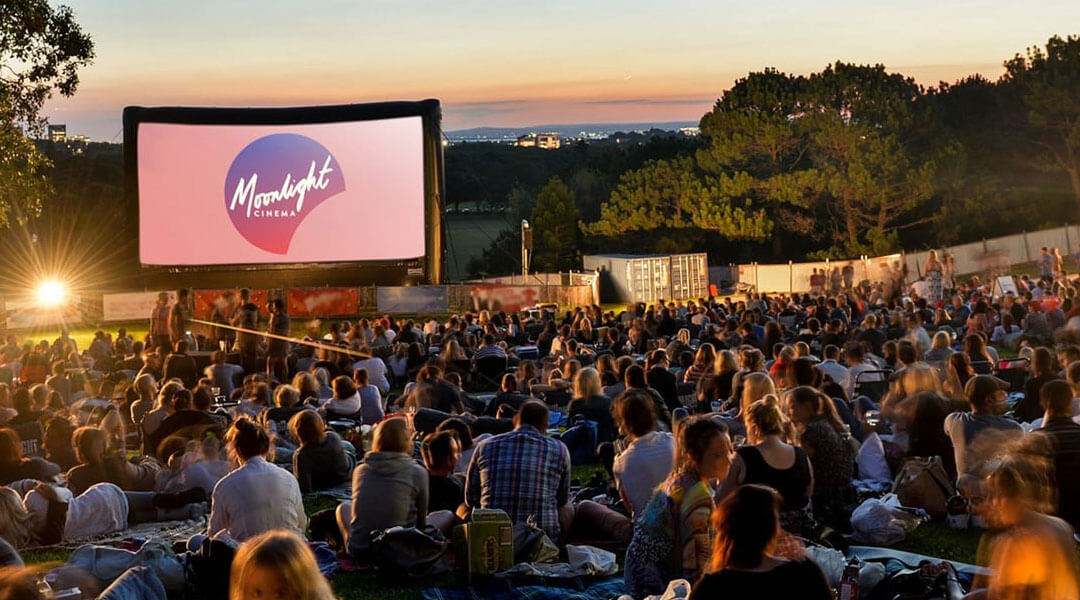 Outdoor cinema in Centennial Park