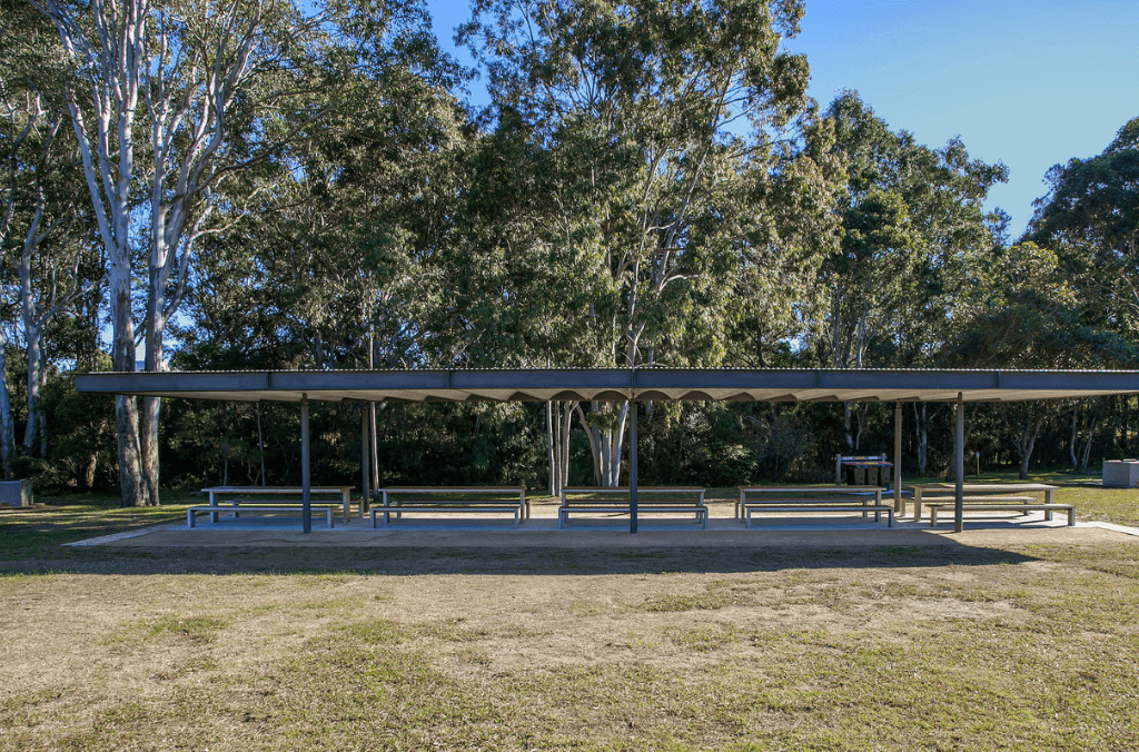 Mana shelter.